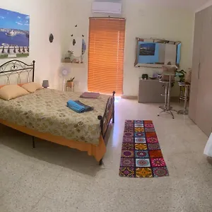 Appartement Tradtional One Bedroom, La Valette